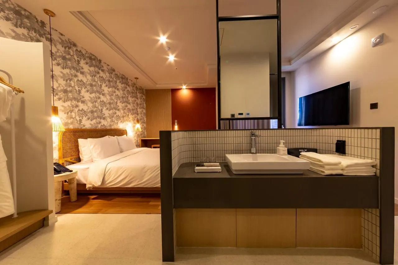 Hound Garden&Terrace Hotel Busan