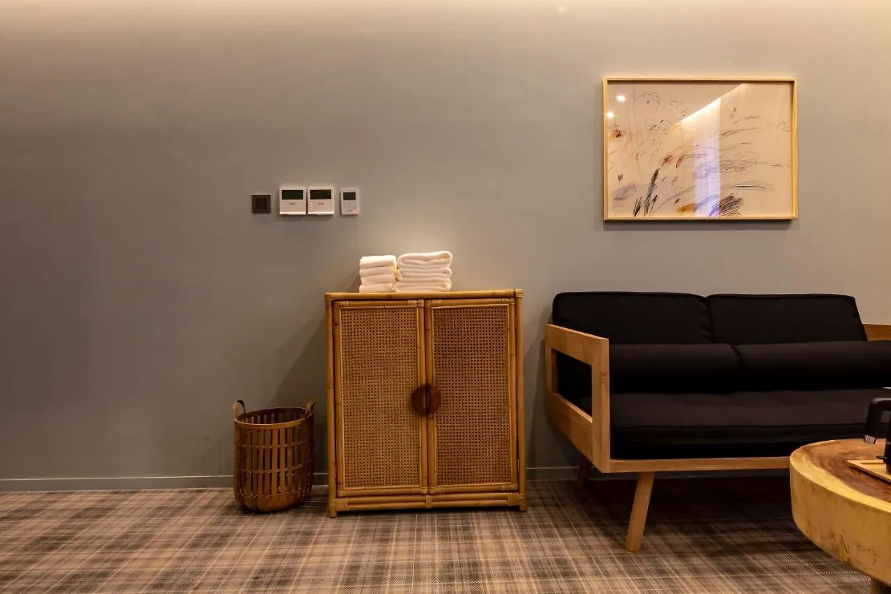 Hound Garden&Terrace Hotel Busan 2*,