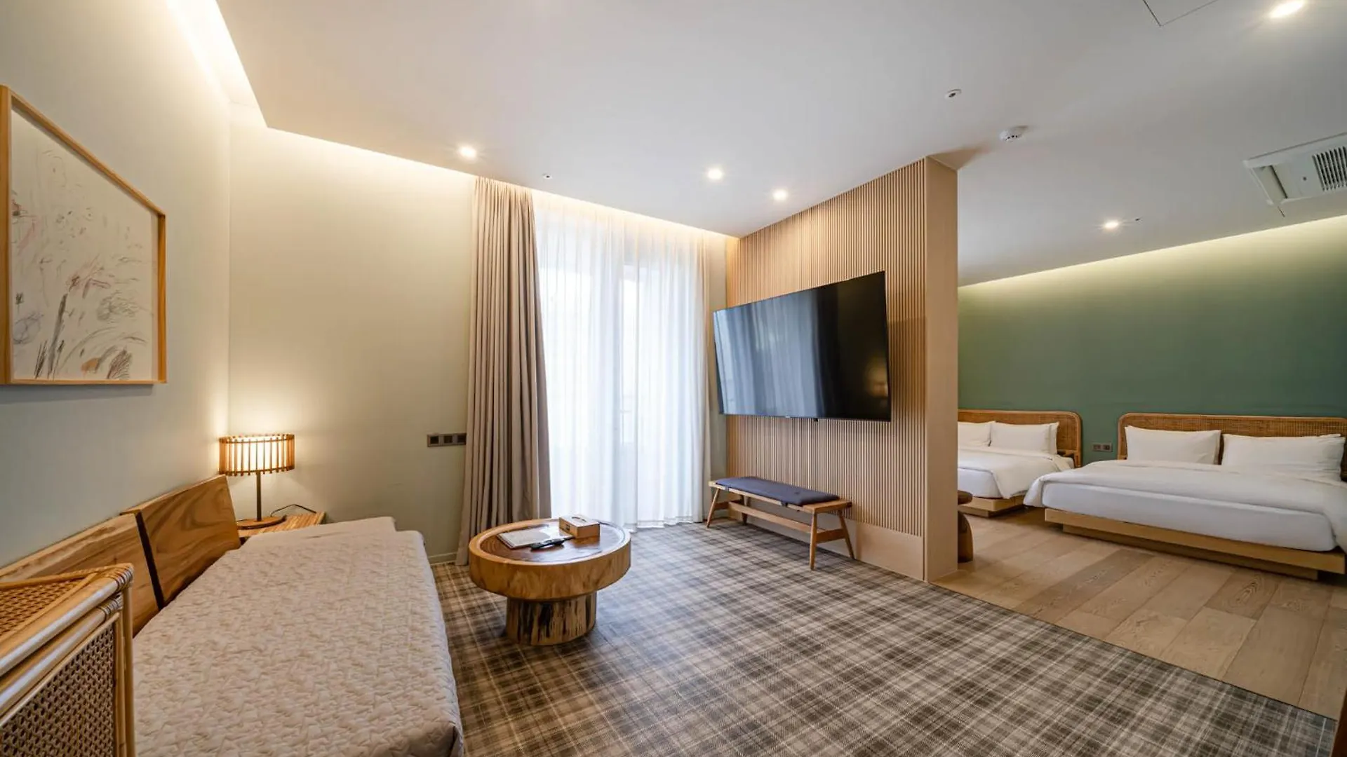 Hound Garden&Terrace Hotel Busan 2*,